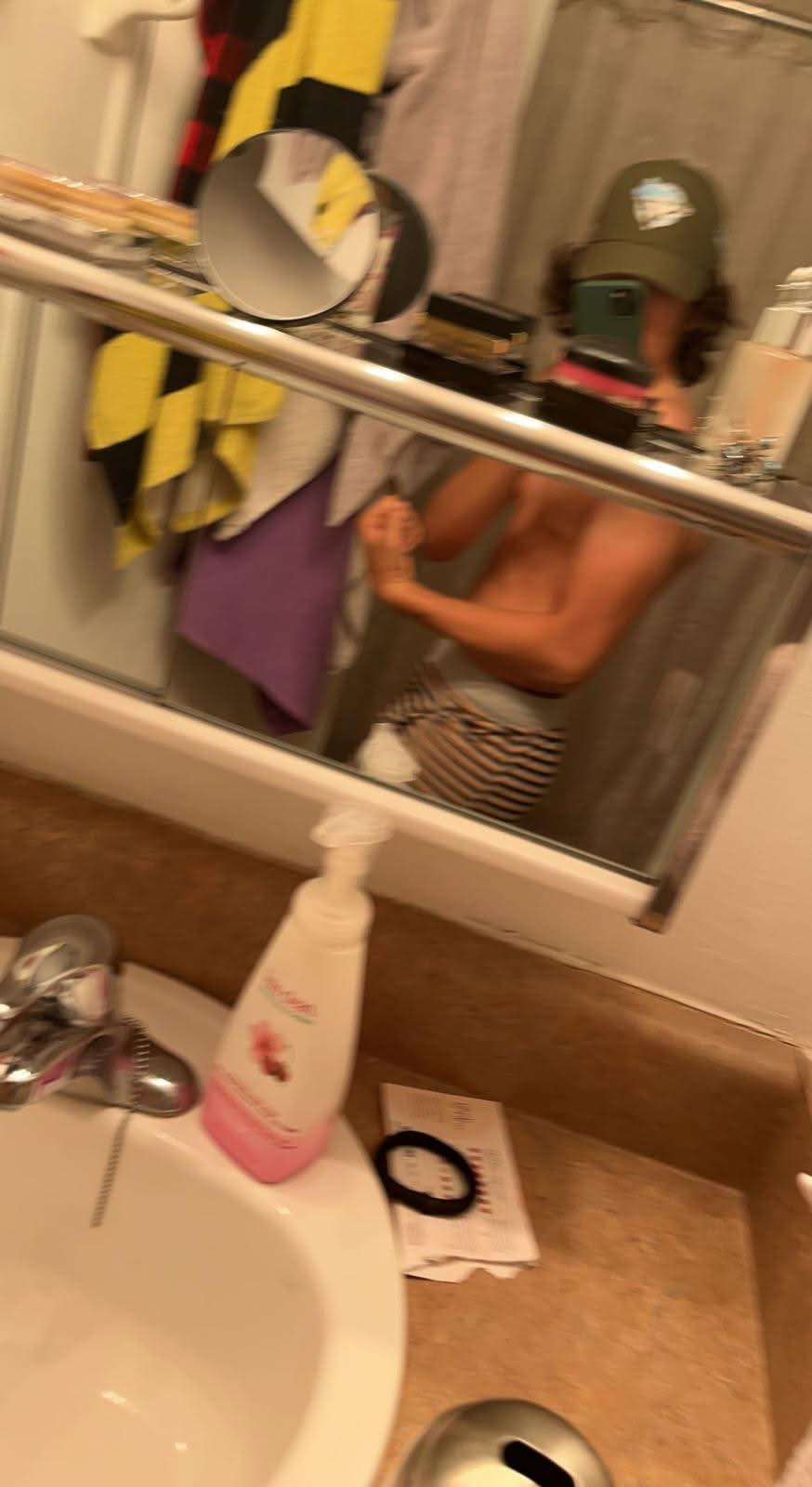 Sasha Pessos physique reference — Early days · the receipts